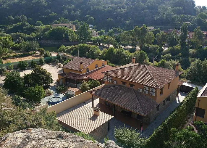 Carreras Casa En Piscina Natural