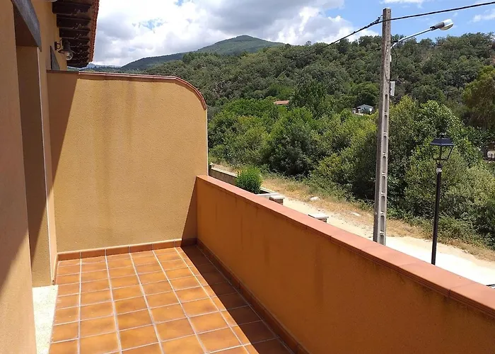 Carreras Casa En Piscina Natural Hébergement de vacances