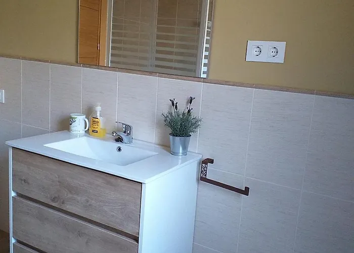 Carreras Casa En Piscina Natural Hébergement de vacances Candeleda